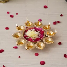 Premium Shine Gold Polish Shape Flower Decorative Urli Bowl Iron Table Diya Set-image-24