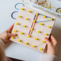 Wooden Geoboard Mathematical Manipulative Math Pattern Blocks and Rubber Bands-image-13