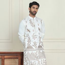 jompers Men Embroidered Silk Blend Straight Kurta-picture-24