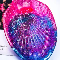 Glow in the dark Sea shell tray Tray-25
