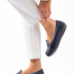 Women’s Black Textured Loafers with Metal Bit Detailing Loafers For Women-image-96