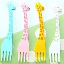 Giraffe Shape Fruit Fork Set Cartoon Animal Salad Forks Cake Fruit Forks Disposable Plastic Baby Fork Set-28