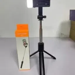 Rangwell Portable Bluetooth selfie stick with wireless remote and extendable tripod Tripod Kit image 5
