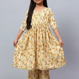 BAESD Girls Floral Printed Angrakha Gotta Patti Kurta with Palazzos-image-17