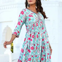 Jaipur Kurti Floral Printed Empire Kurta With Palazzos-picture-39