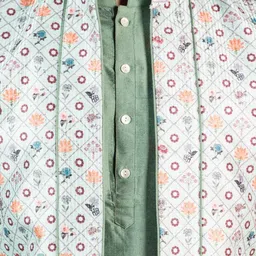KISAH Men Green Solid Kurta with Patiala & Nehru Jacket Set image 2