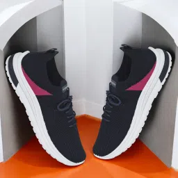 HC M7-301 Latest Sneakers For Women-image-40