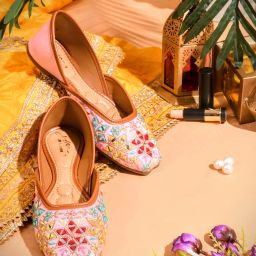 Stylish Traditional Punjabi Jutti for Women Jutis For Women-image-41