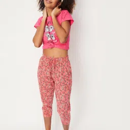 Women Pink Capri-image-36