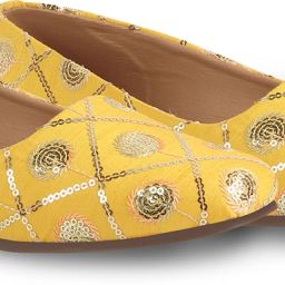 Ethnic Silk Embroidery Zardozi Slip On Juttis for Wedding|Lehanga Festive Mojaris For Women-image-73