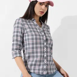 campus sutra Women Regular Fit Checkered Spread Collar Casual Shirt-picture-44