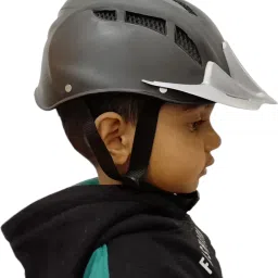 Bicycle Helmet with Sun Visor Suitable for Kids, Boys and Girls up to 10 Years Cycling Helmet-image-36