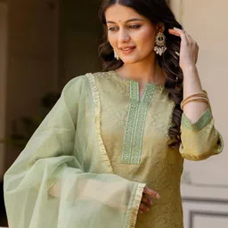 skylee Women Jacquard, Silk Blend Kurta Pant Dupatta Set-picture-7