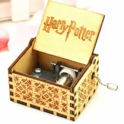 Wooden Hand Cranked Collectable Engraved Music Box (Harry Potter)-image-18