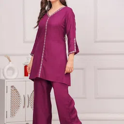 FCV Women Floral Embroidered Regular Kurta with Palazzos-47
