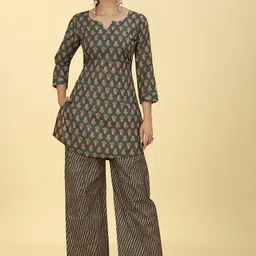 ODD BY chansi TRENDZ Paisley Printed Notched Round Neck Regular Kurta with Palazzos-picture-52