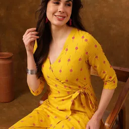 Anouk Ethnic Motifs Printed V-Neck Angrakha Kurta with Trousers-picture-41