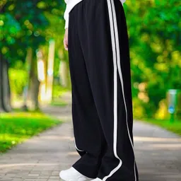 nb nicky boy Men Printed Black Track Pants-picture-29