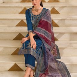 vredevogel Women Silk Blend Kurta Pant Dupatta Set-picture-5