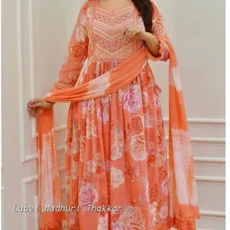 Women Viscose Rayon Kurta Pant Dupatta Set-image-24